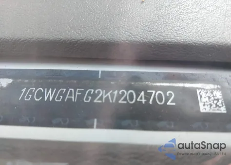 2019 Chevrolet Express 2500 Work Van z USA, uszkodzony, nr VIN 1GCWGAFG2K1204702